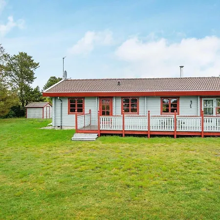 6 Person Holiday In